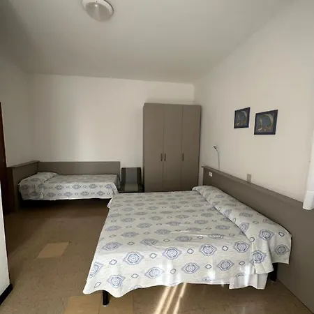 Reno מלון 3*
